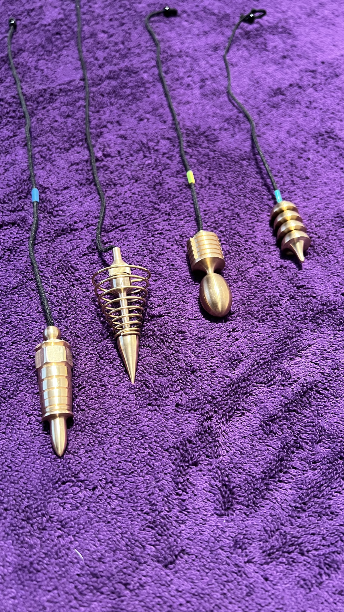 Pendule : Harmonisation Énergétique | Yvan Saugy Radiesthésie