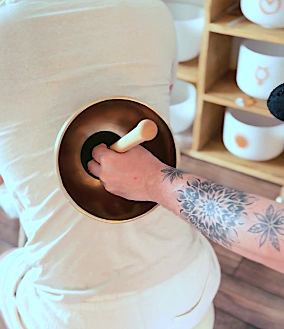 Massage Lomi Koa à Eclépens : Soin multi-sensoriel | Yvan Saugy Massahe Lomi Koa